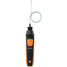 Testo 915i with flexible temperature probe (TC type K thermometer) and smartphone operation